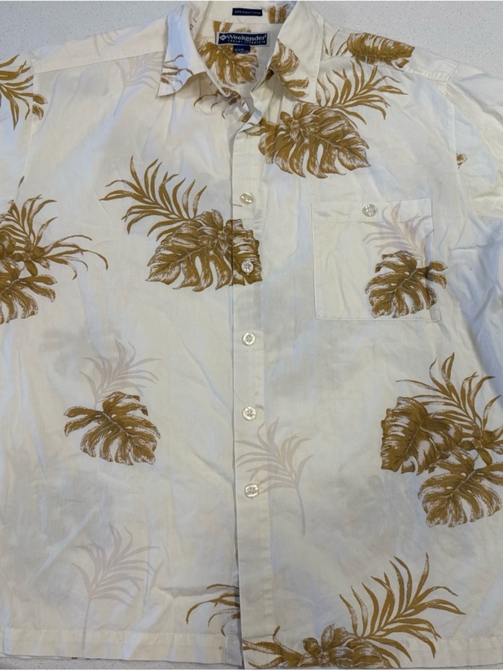 Weekenders White Short-Sleeve Button-Down Shirt with Tan Palm Print